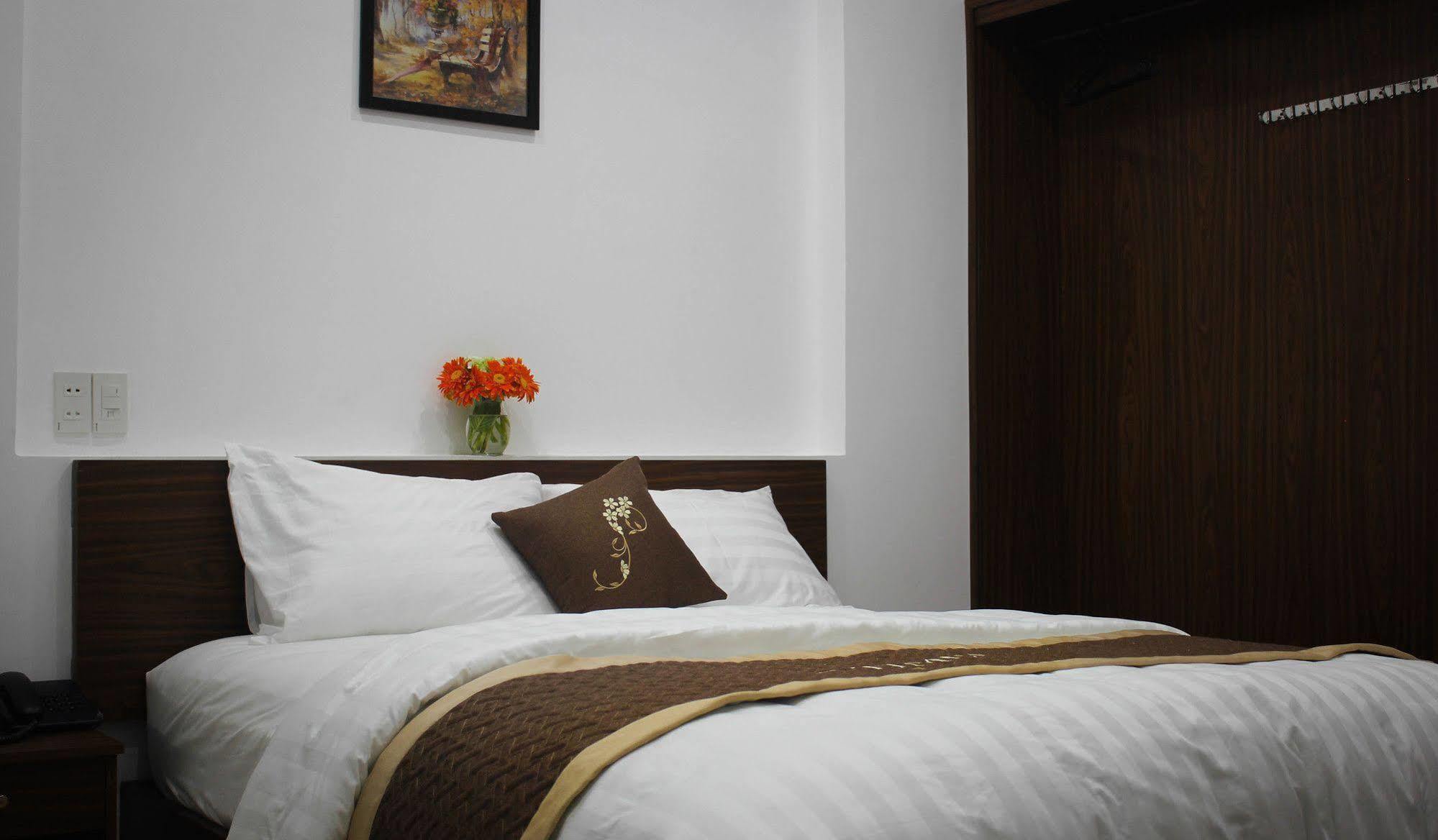 The Times Hotel هوي المظهر الخارجي الصورة